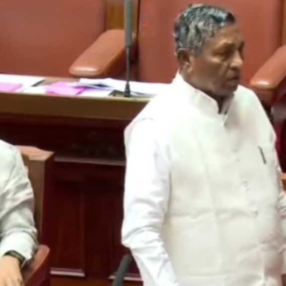 ಗ್ಯಾಸ್ ಸಂಕಷ್ಟ: ಹೋಟೆಲ್‌ಗಳಿಗೆ ಇಂಡಕ್ಷನ್ ಬಳಸಿ ಎಂದ ಸಚಿವ ಮುನಿಯಪ್ಪ